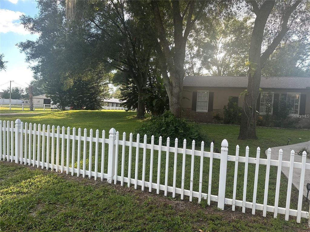 Photo of 10520 Henderson Road, Tampa, FL 33625 (MLS # TB8419027)