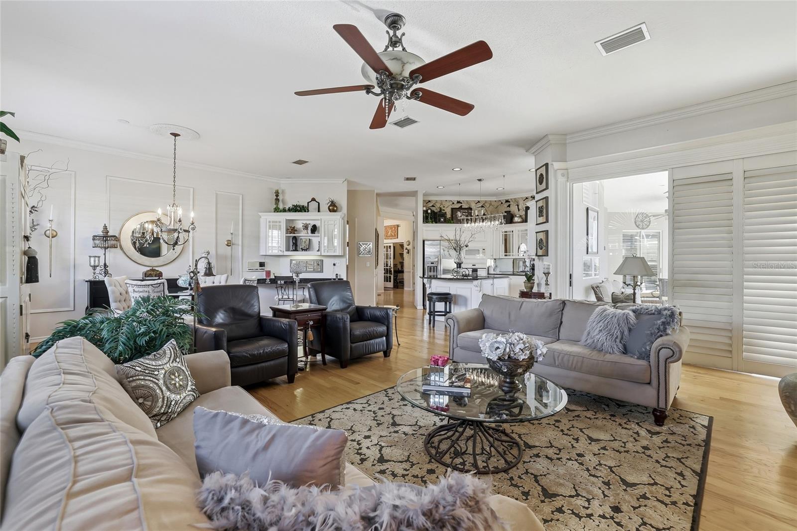 CARLYLE - Residential