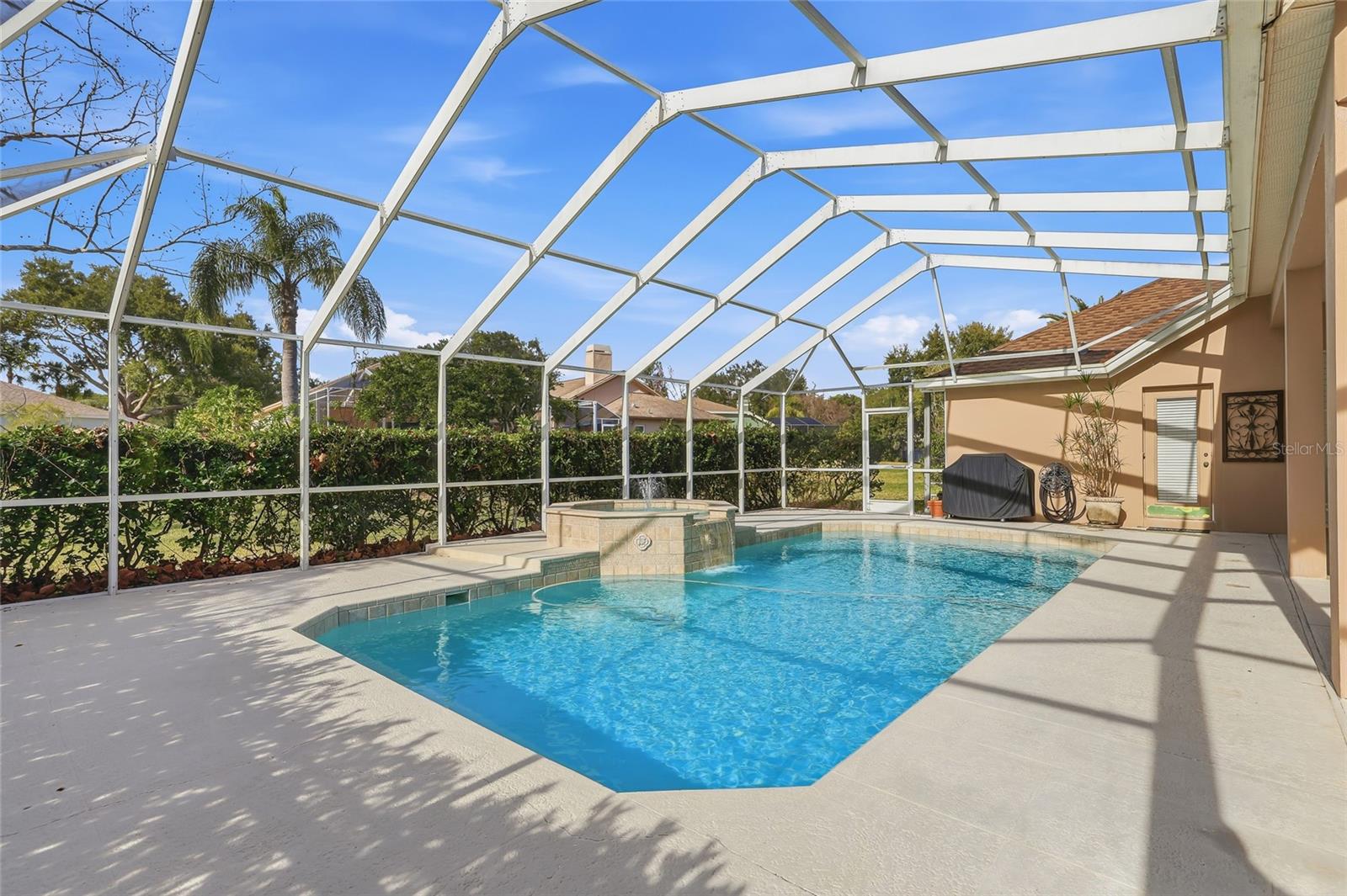 CARLYLE - Residential