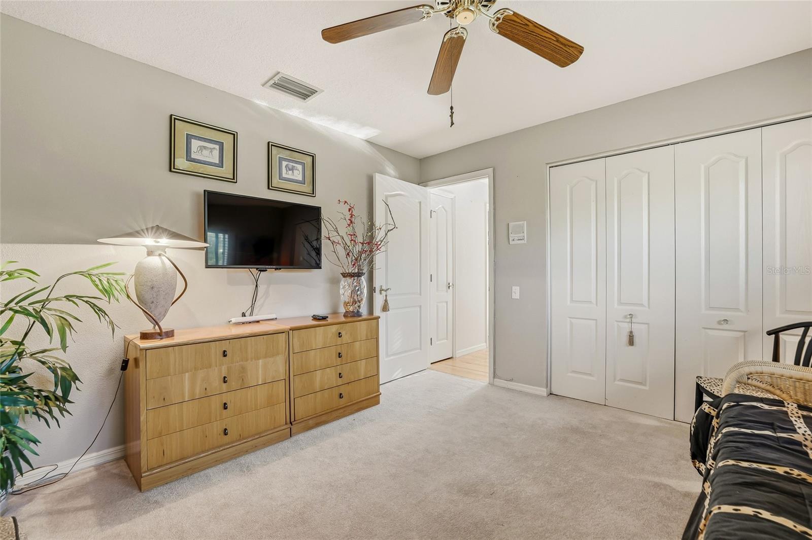 CARLYLE - Residential