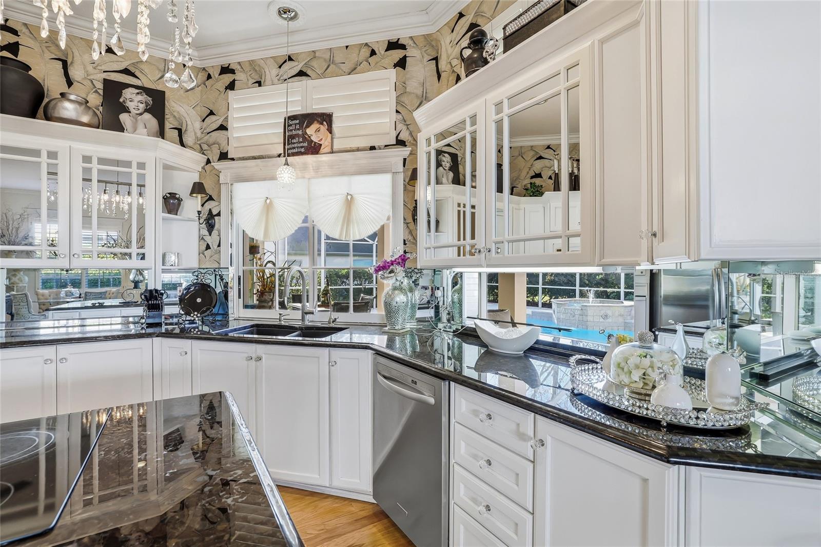 CARLYLE - Residential