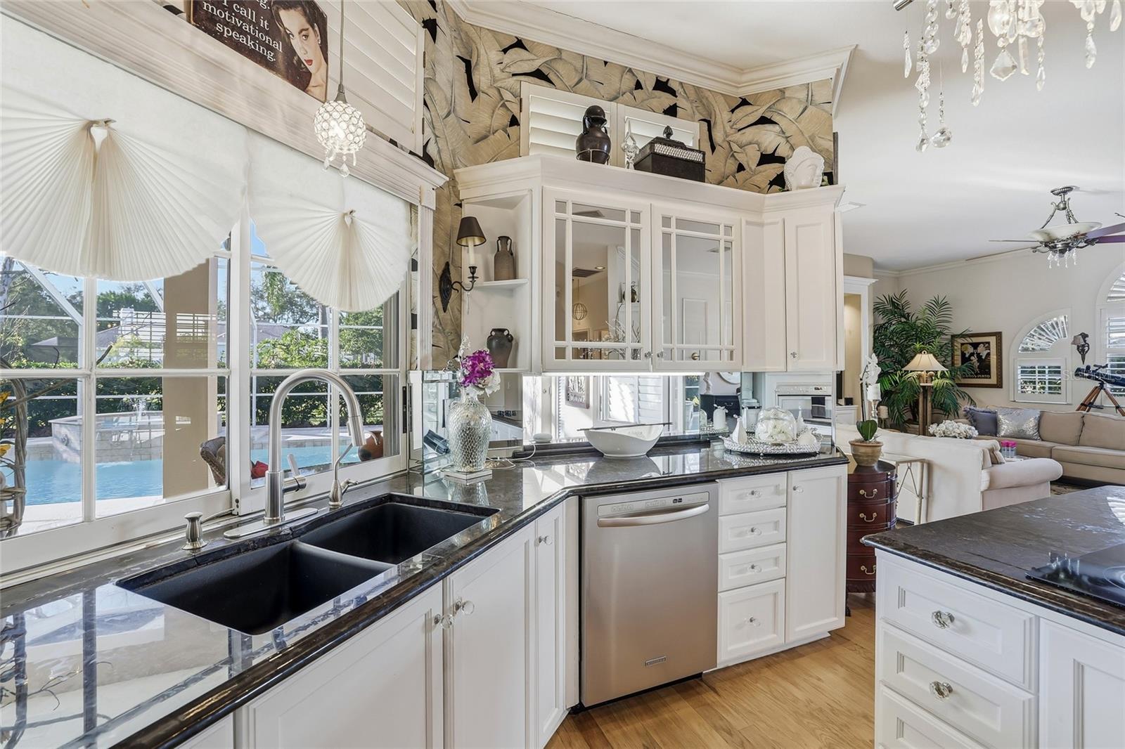 CARLYLE - Residential