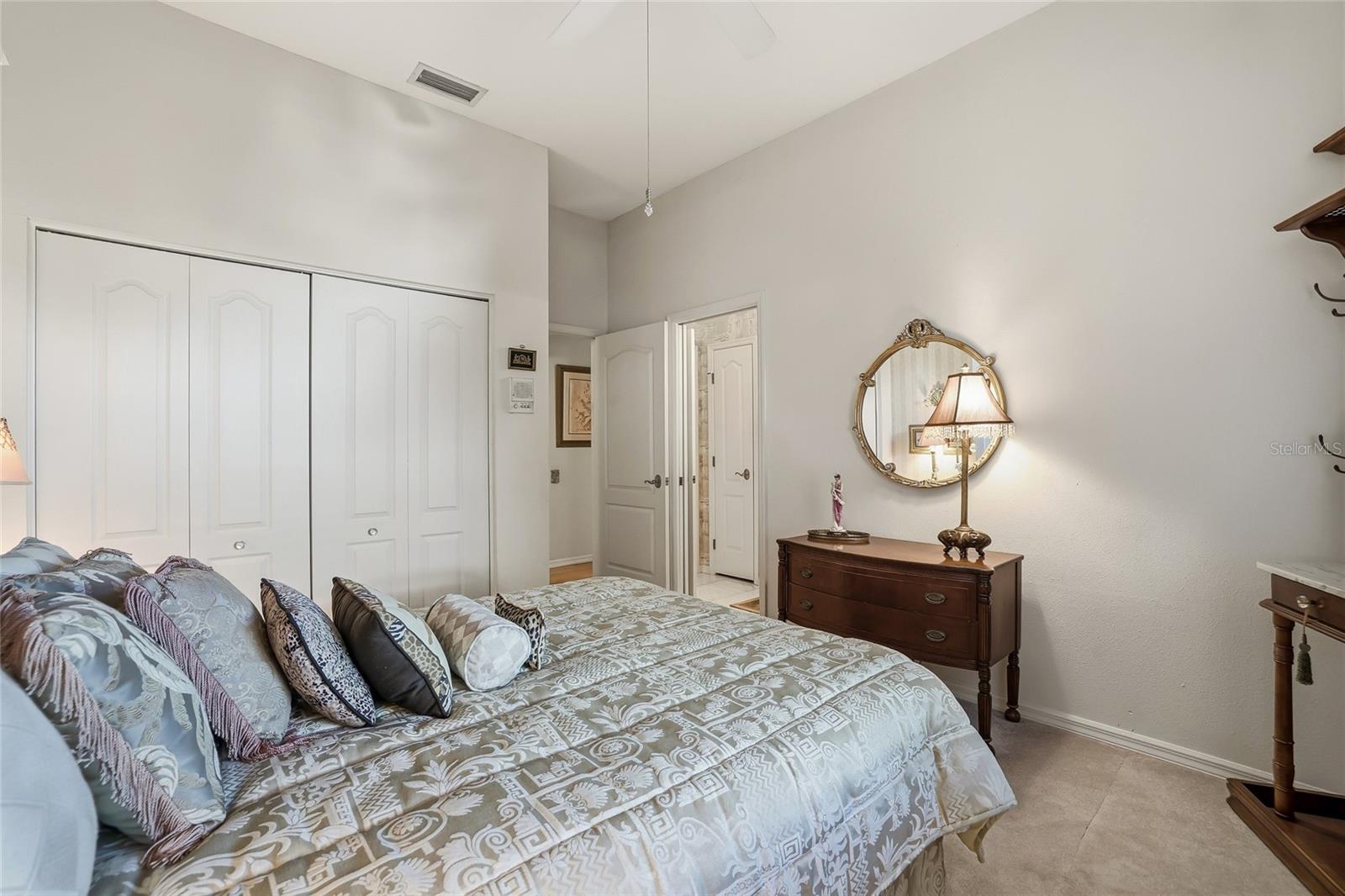 CARLYLE - Residential