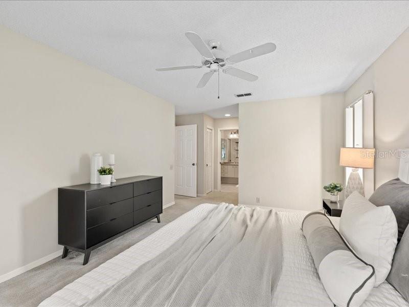 LAKESHORE VILLAGE AT WOODFIELD - Residential