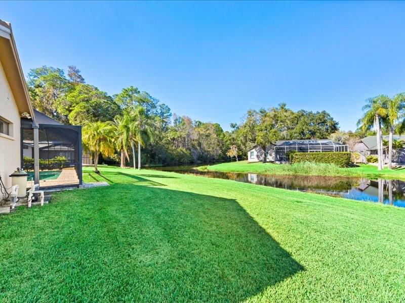 LAKESHORE VILLAGE AT WOODFIELD - Residential