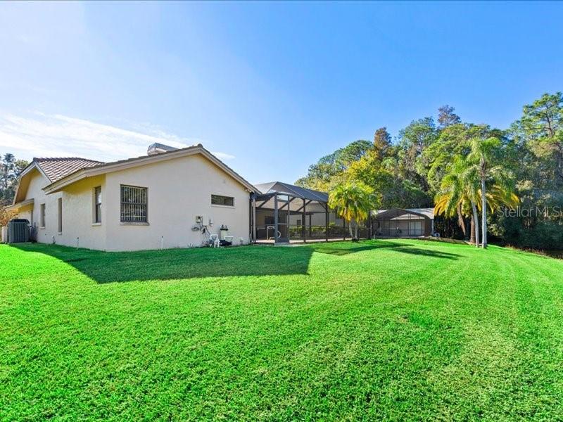 LAKESHORE VILLAGE AT WOODFIELD - Residential