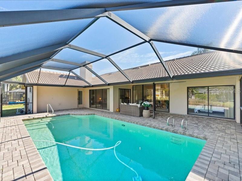 LAKESHORE VILLAGE AT WOODFIELD - Residential