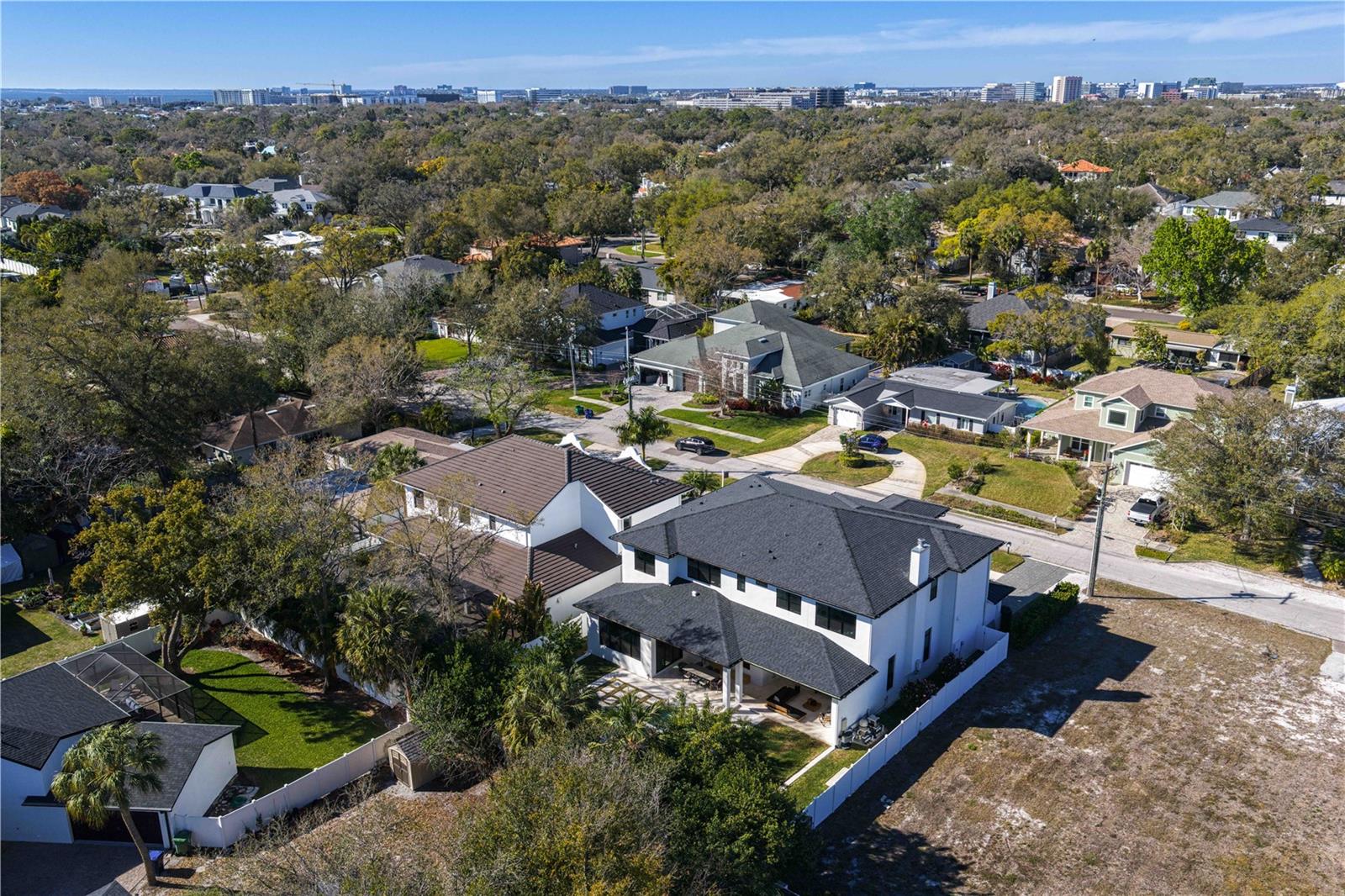 PICADILLY - Residential