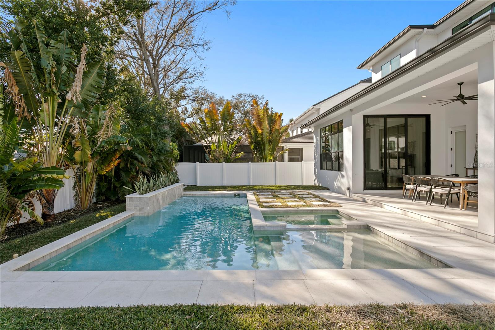 PICADILLY - Residential