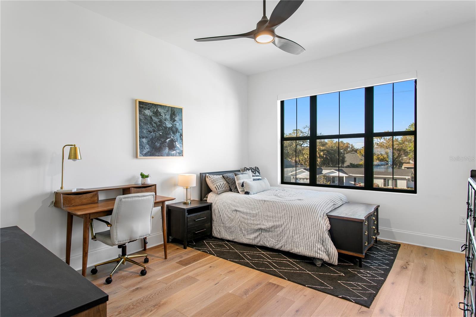 PICADILLY - Residential