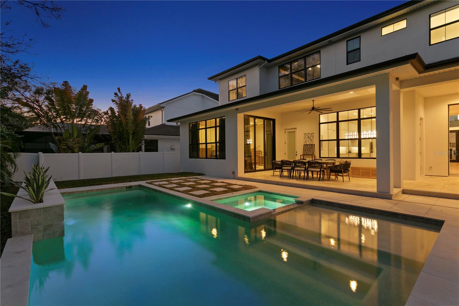 PICADILLY - Residential