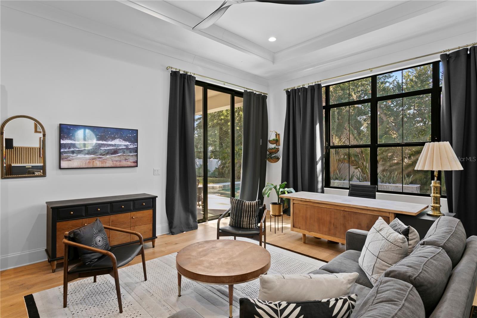 PICADILLY - Residential