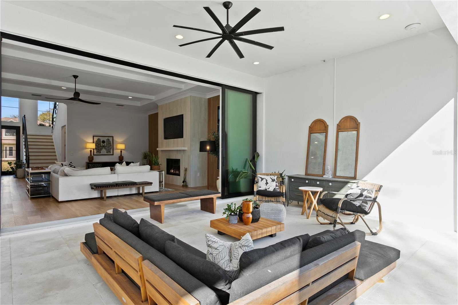 PICADILLY - Residential