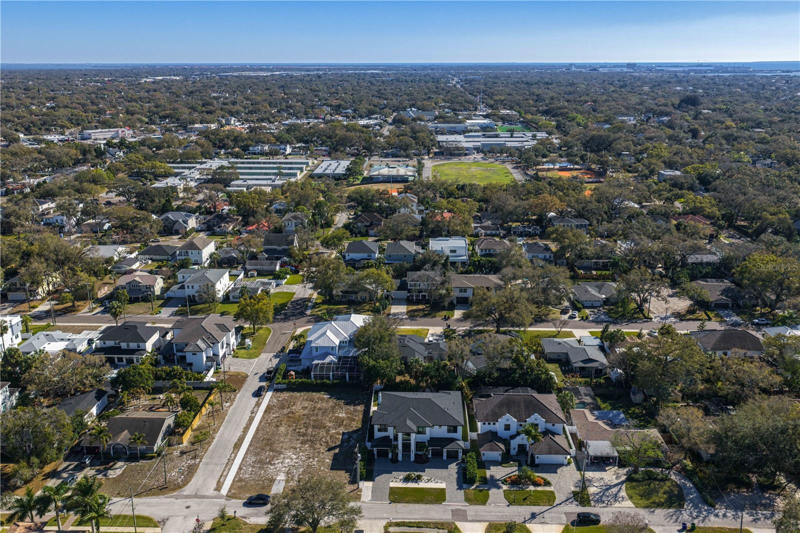 PICADILLY - Residential