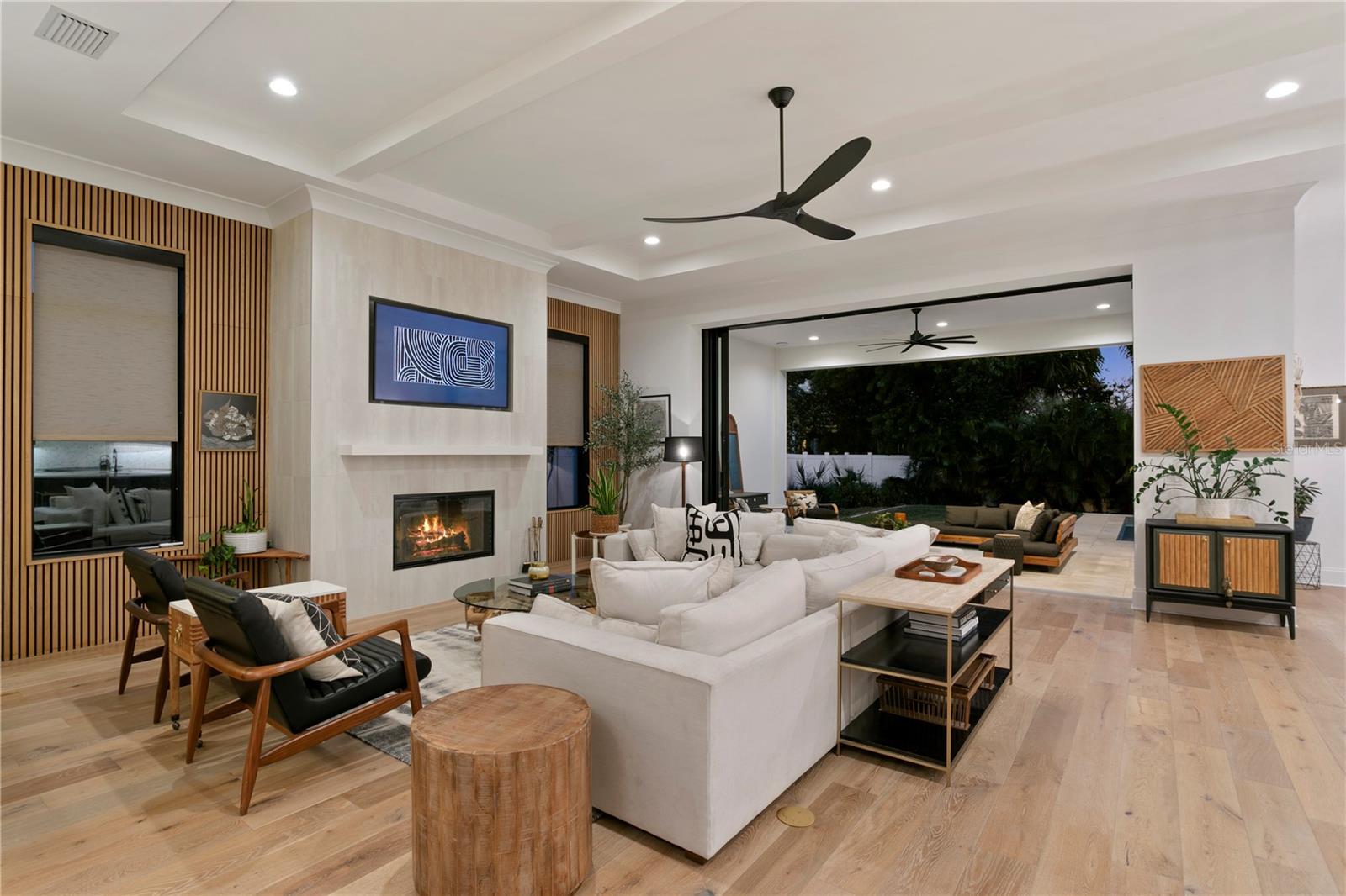 PICADILLY - Residential