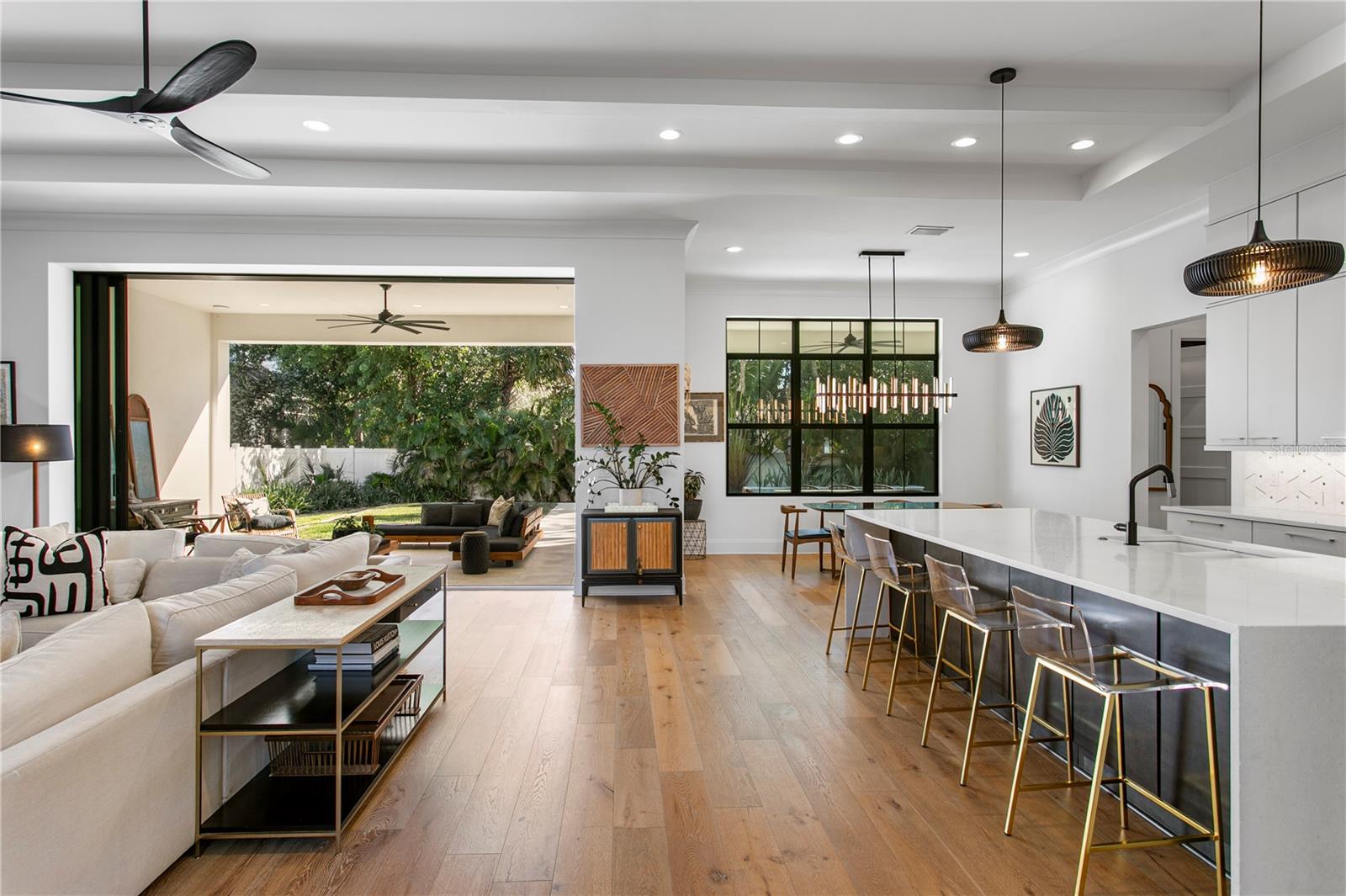 PICADILLY - Residential