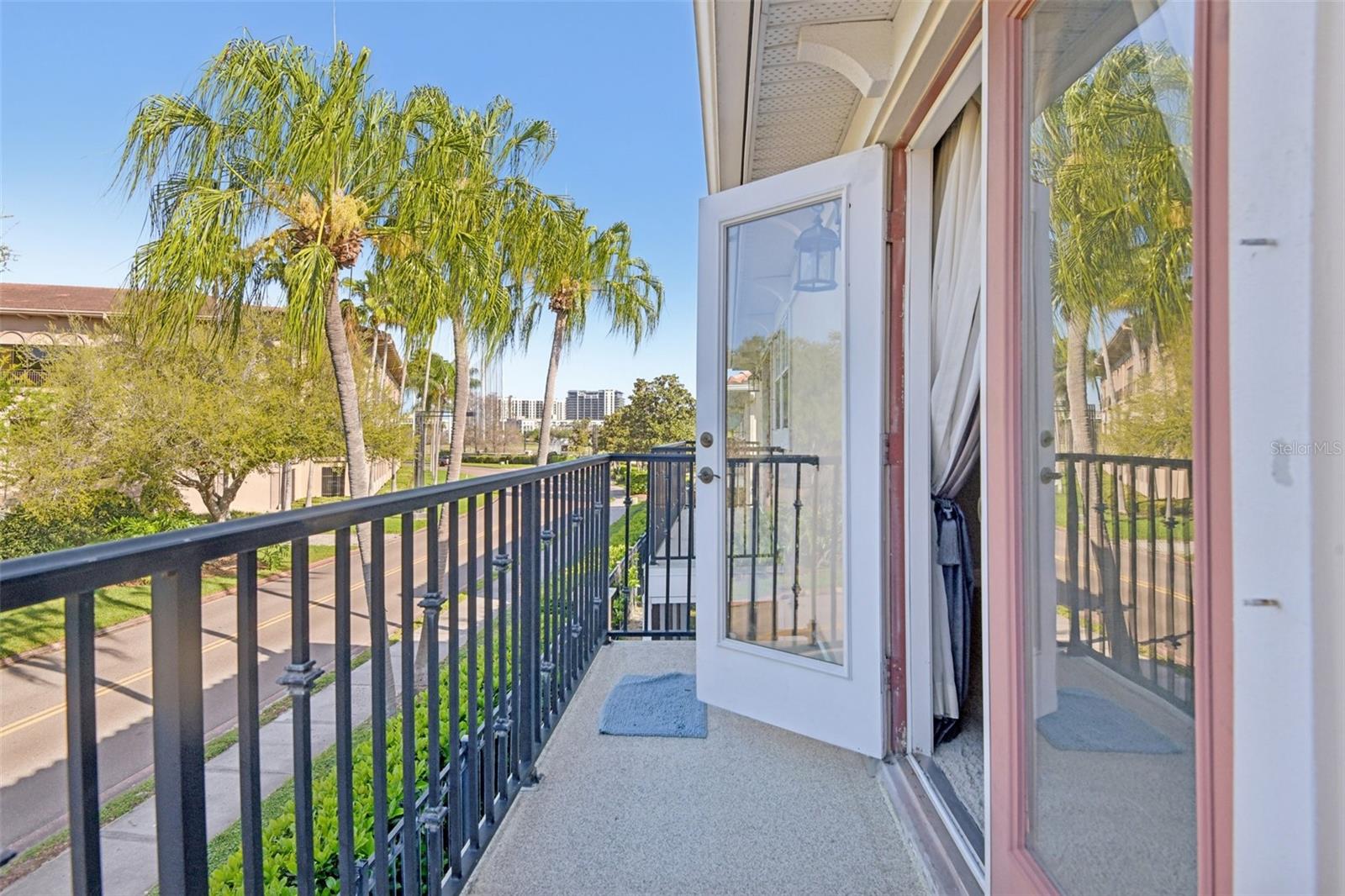 VILLAS OF CARILLON - Residential