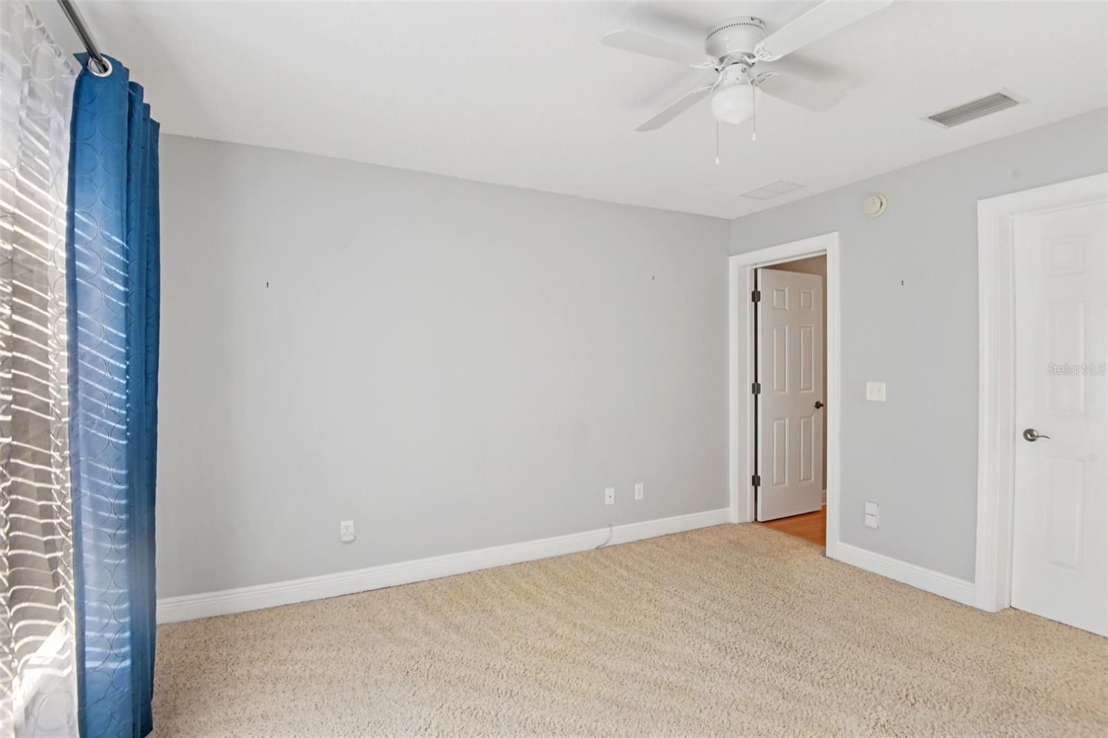 VILLAS OF CARILLON - Residential