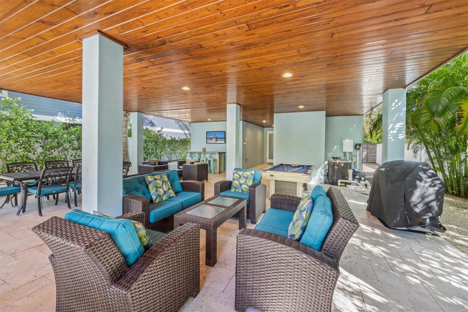 ANNA MARIA BEACH - Residential
