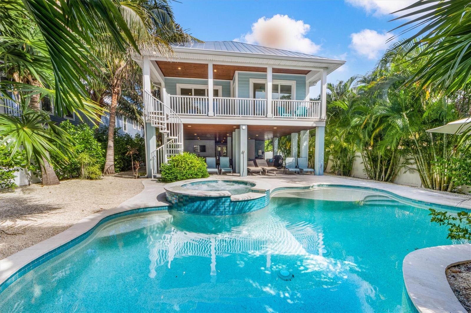 ANNA MARIA BEACH - Residential