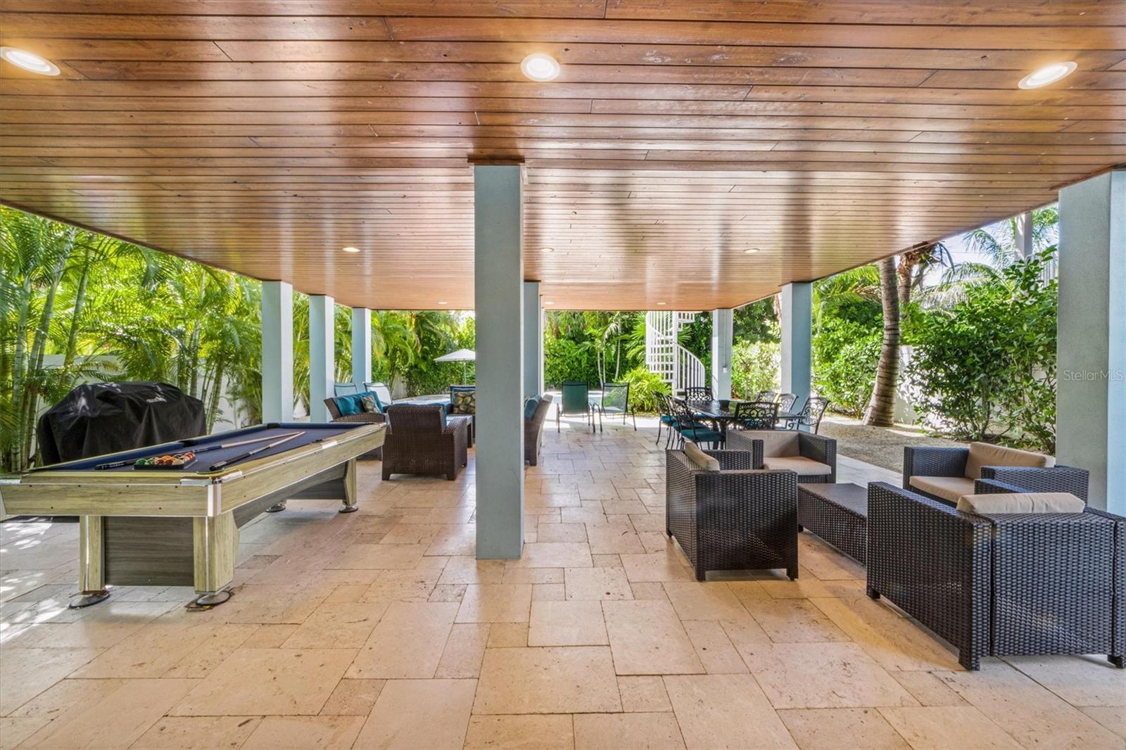 ANNA MARIA BEACH - Residential