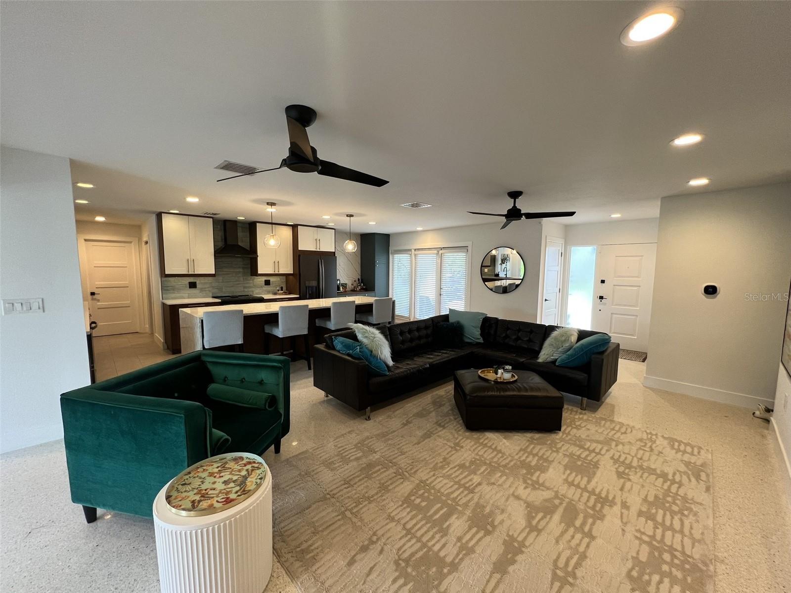 SARABAY HARBOUR UNIT ONE - Residential Lease