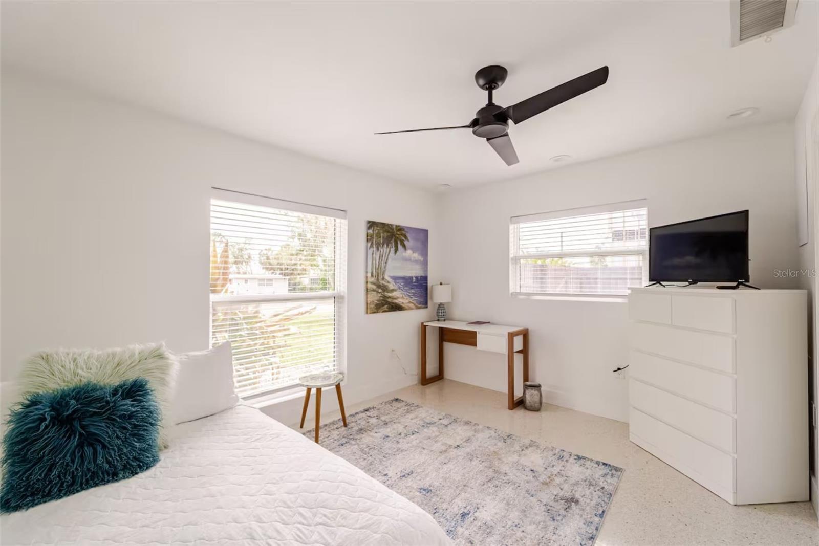 SARABAY HARBOUR UNIT ONE - Residential Lease