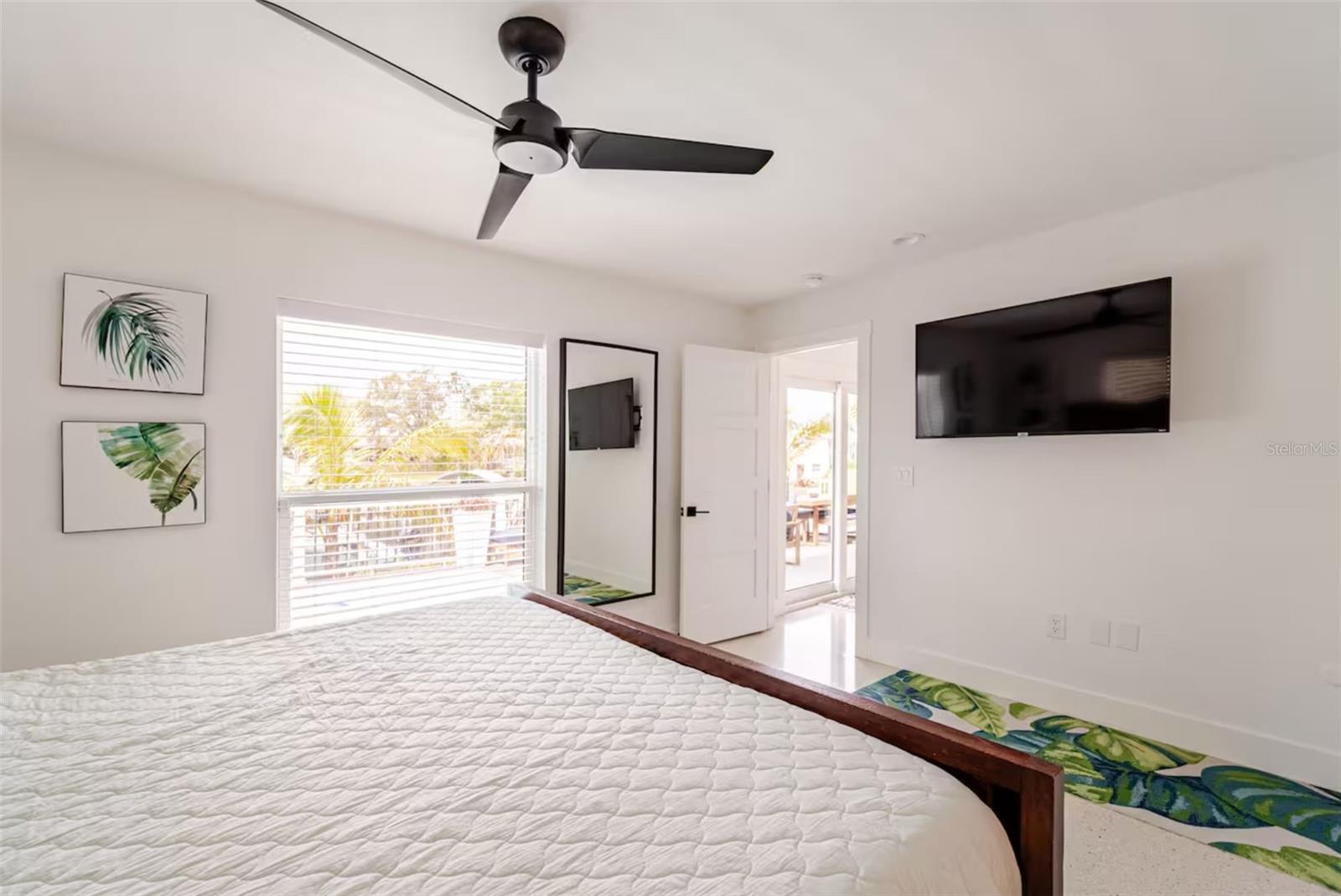 SARABAY HARBOUR UNIT ONE - Residential Lease