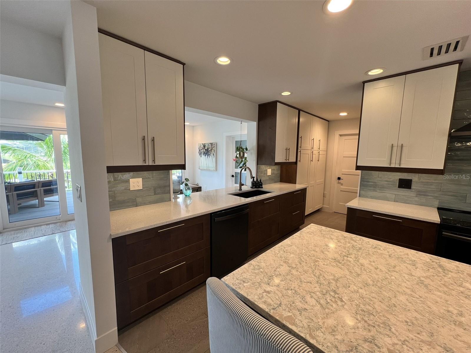 SARABAY HARBOUR UNIT ONE - Residential Lease