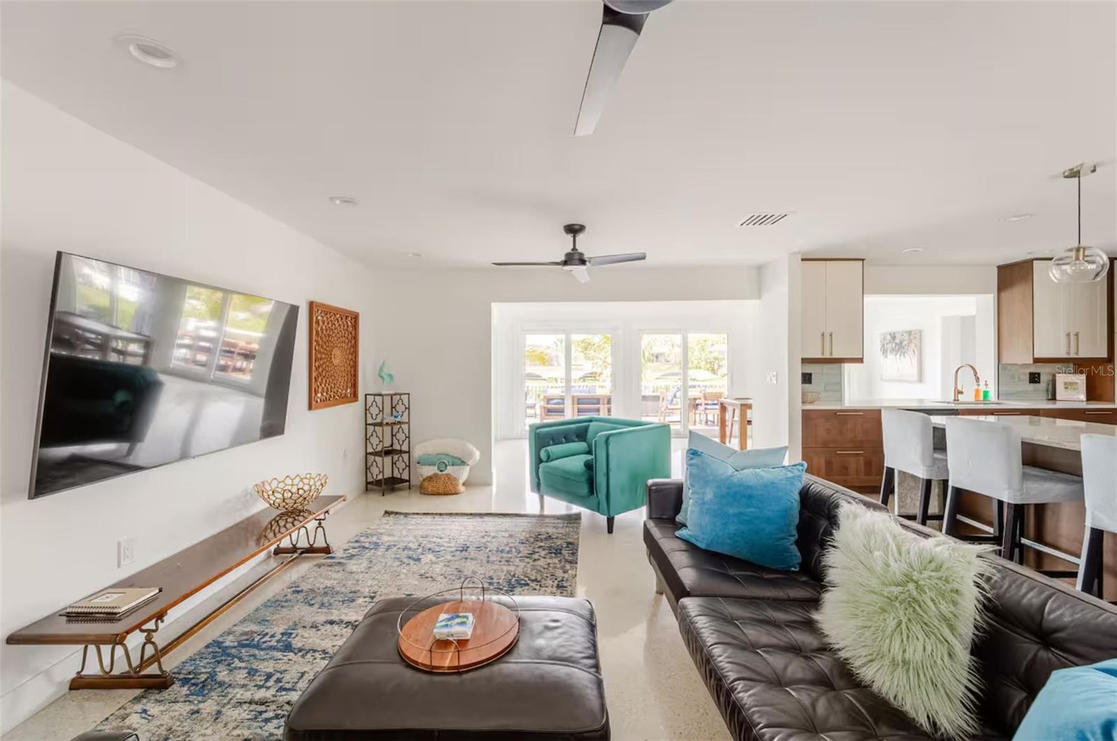 SARABAY HARBOUR UNIT ONE - Residential Lease