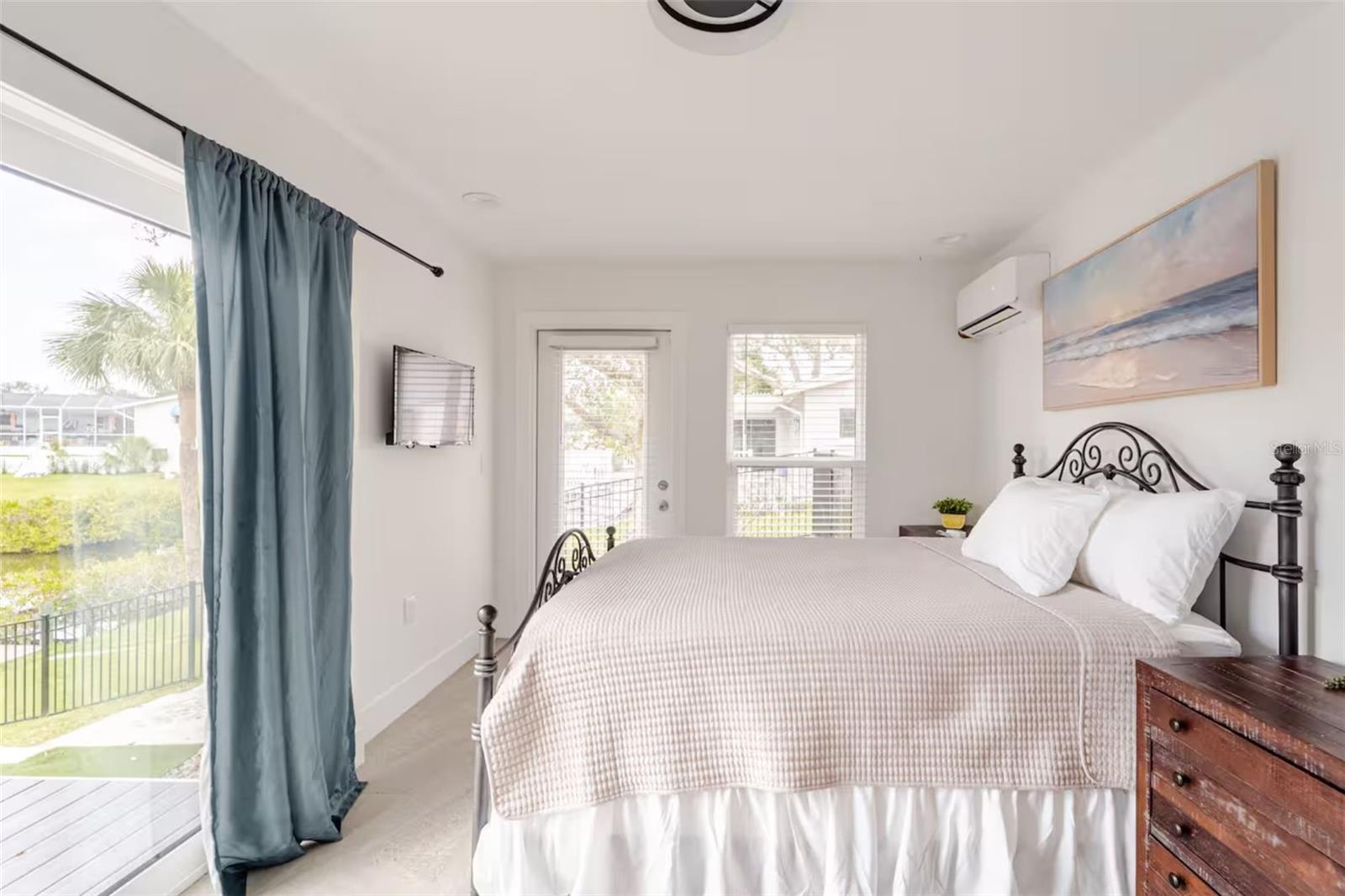 SARABAY HARBOUR UNIT ONE - Residential Lease