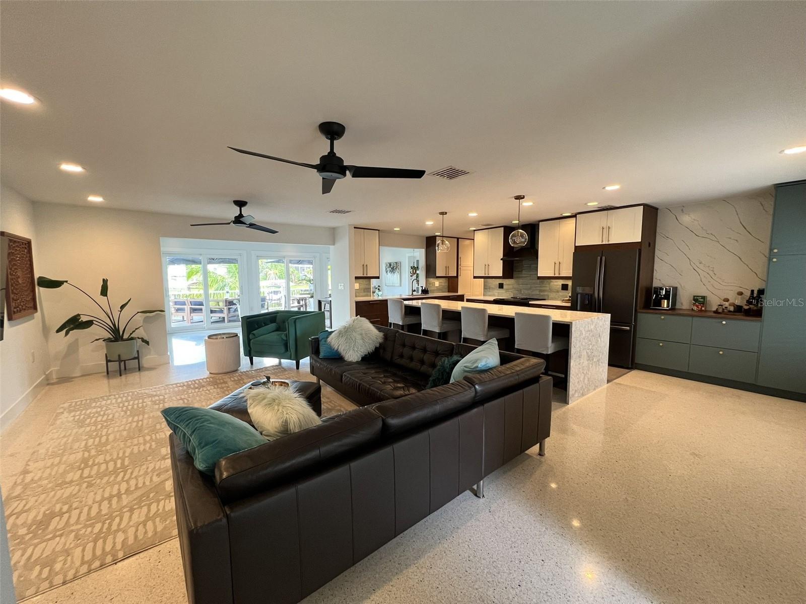 SARABAY HARBOUR UNIT ONE - Residential Lease