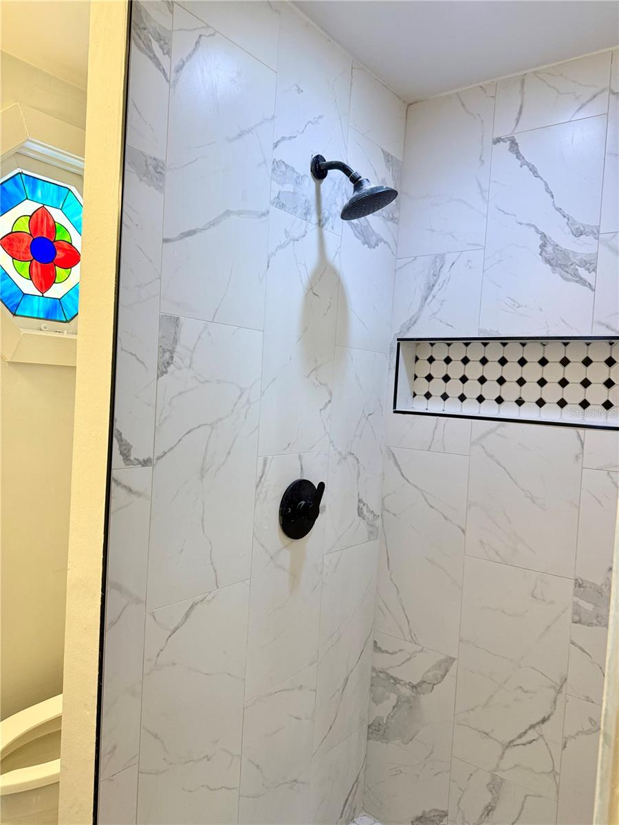 EUSTIS - Residential Lease