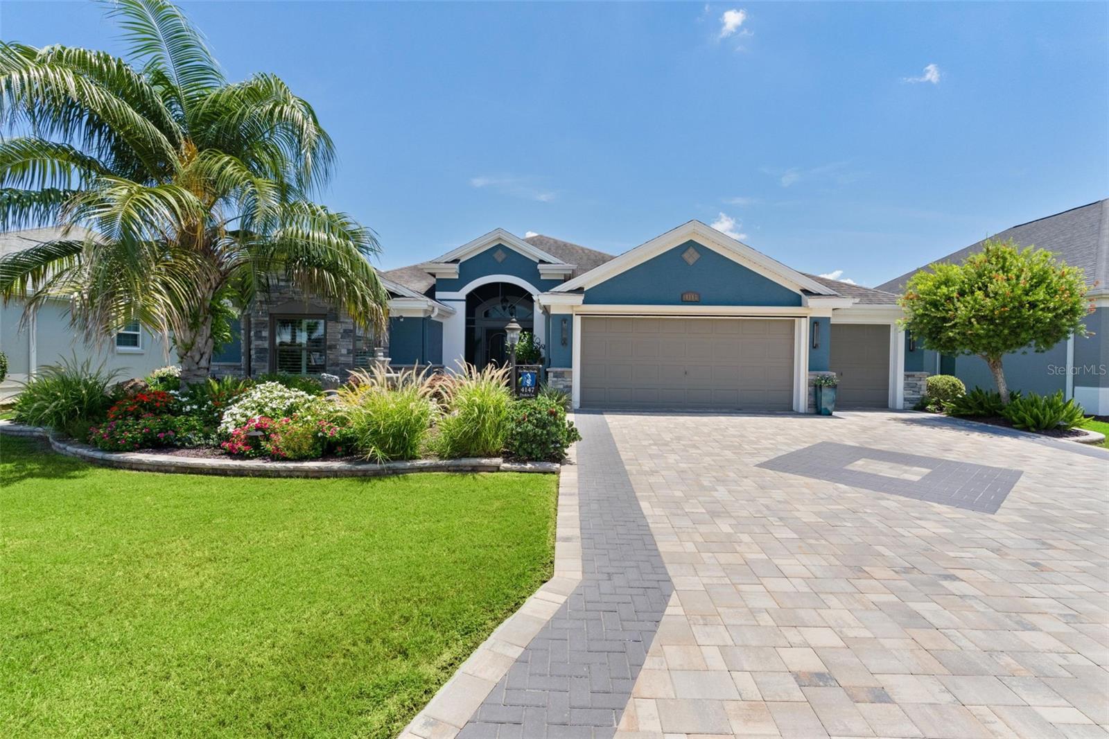 4147 DESKIN LANE