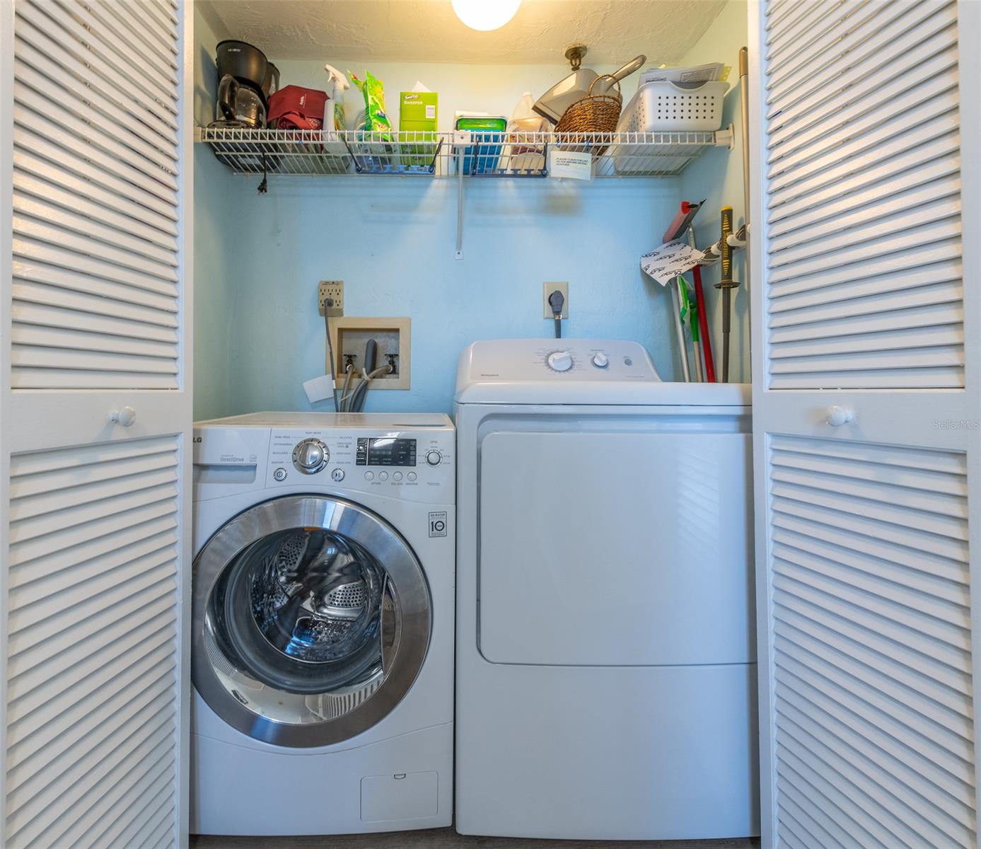 Sunrise Condo - Residential