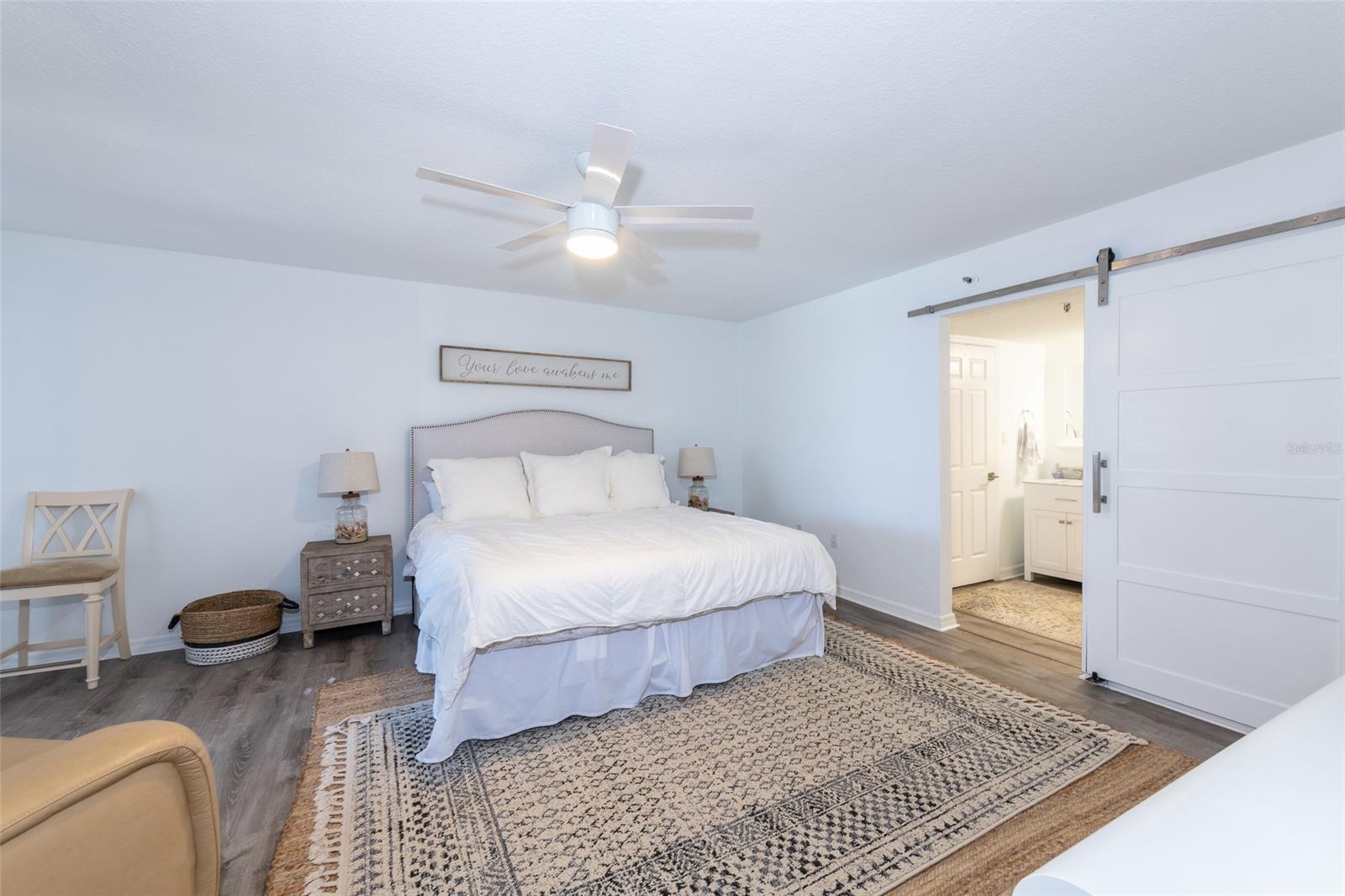 Sunrise Condo - Residential