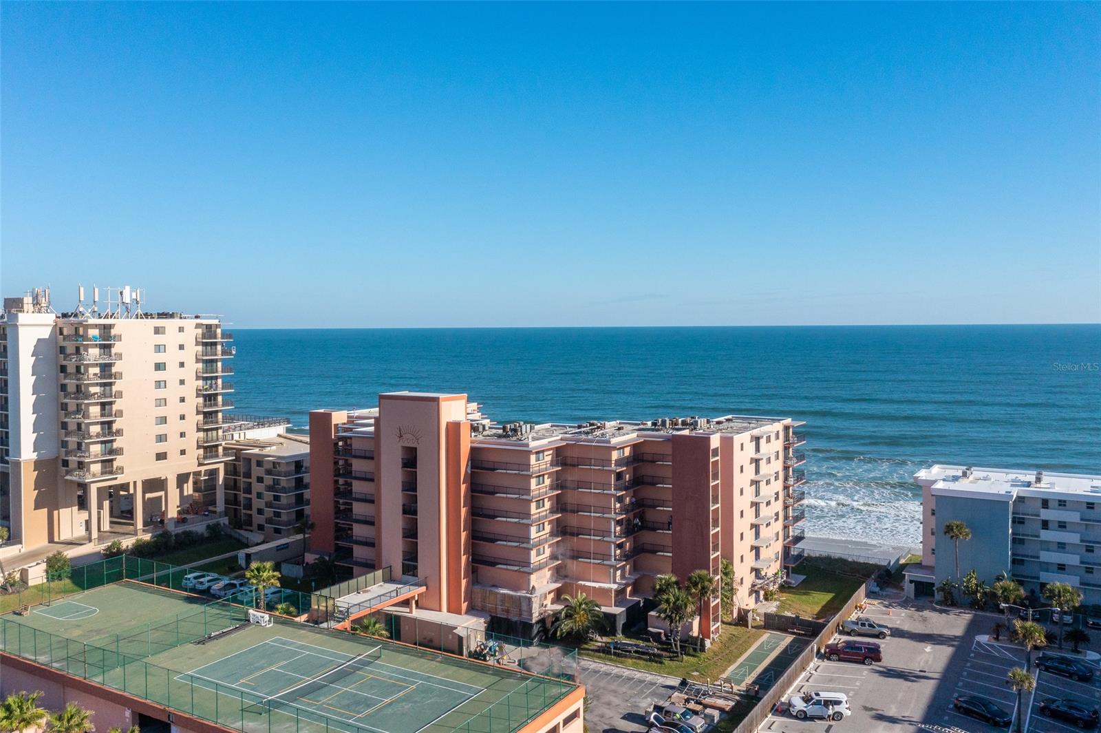 Sunrise Condo - Residential