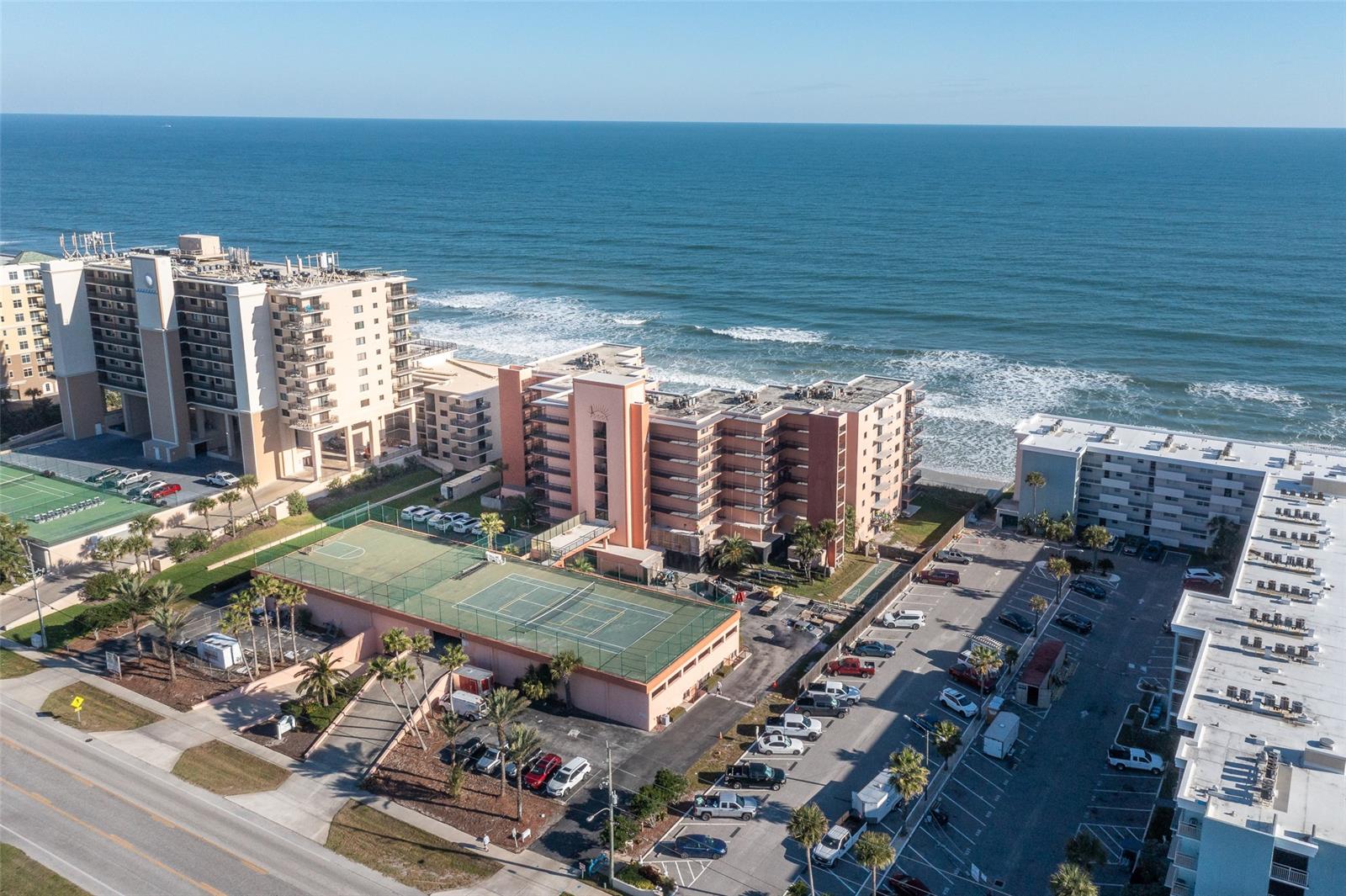 Sunrise Condo - Residential