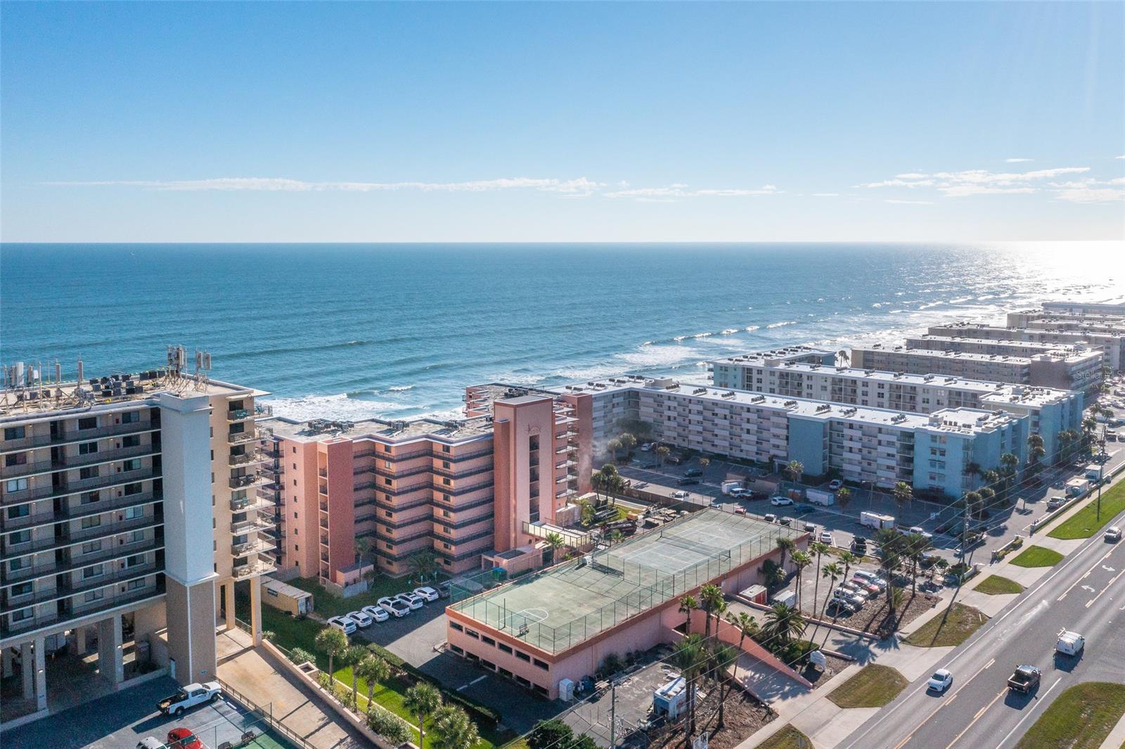 Sunrise Condo - Residential