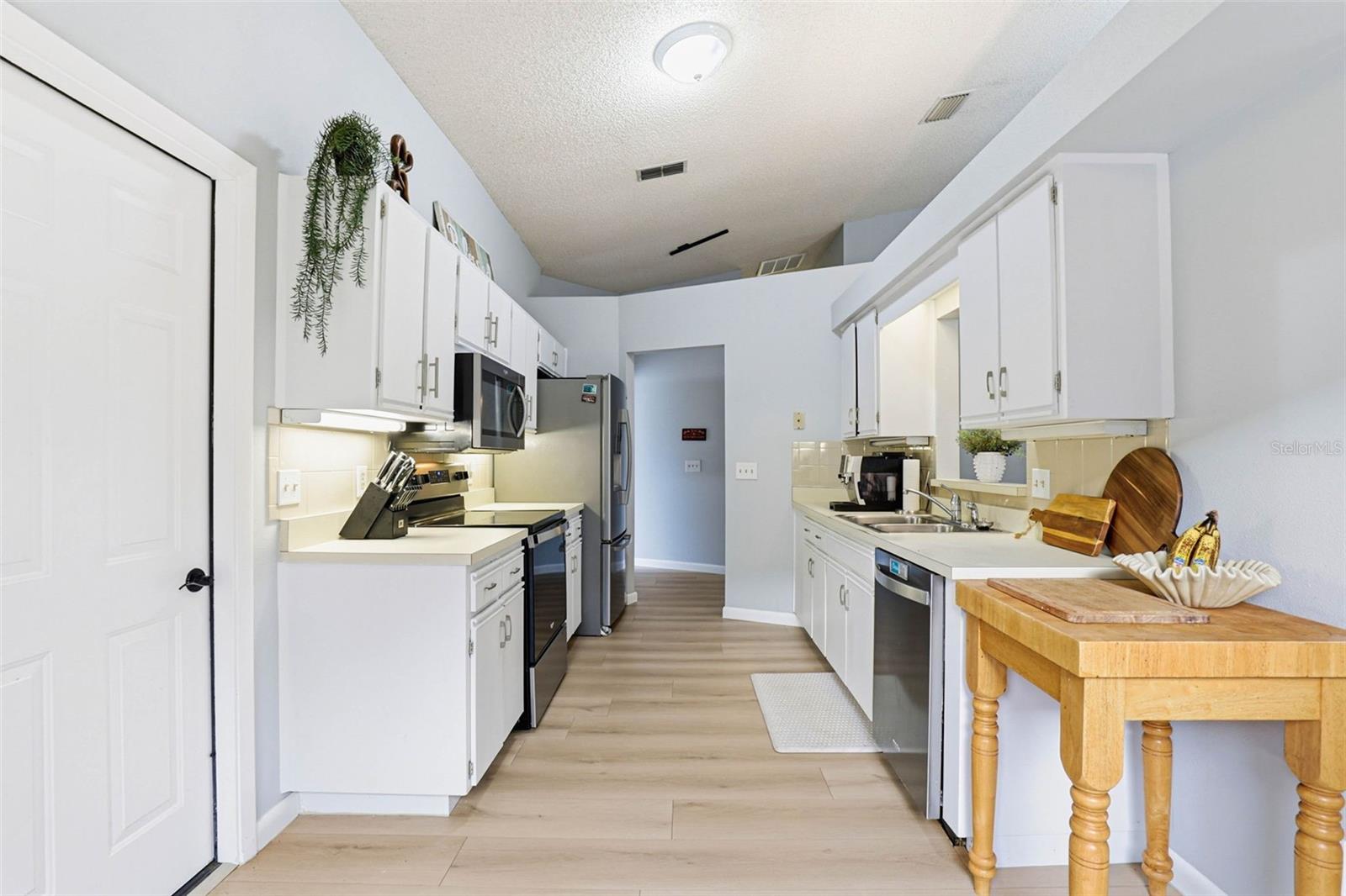 DEER RUN AT WOODLAND HILLS 2 - Residential