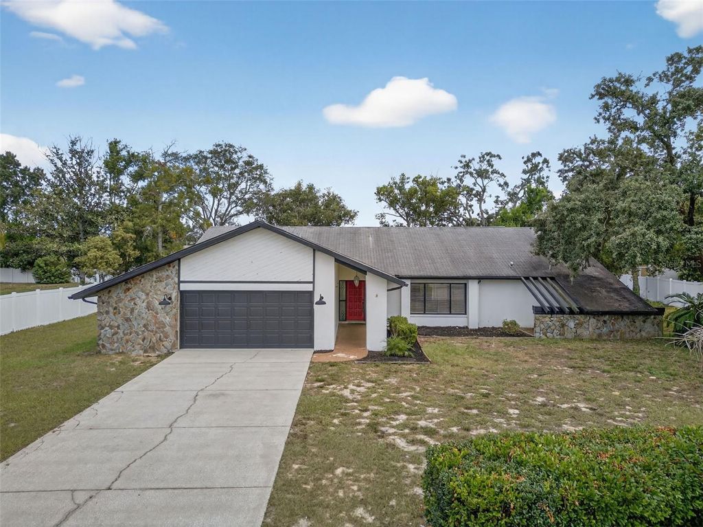 Photo of 2124 Orchard Park Drive, Spring Hill, FL 34608 (MLS # TB8435196)