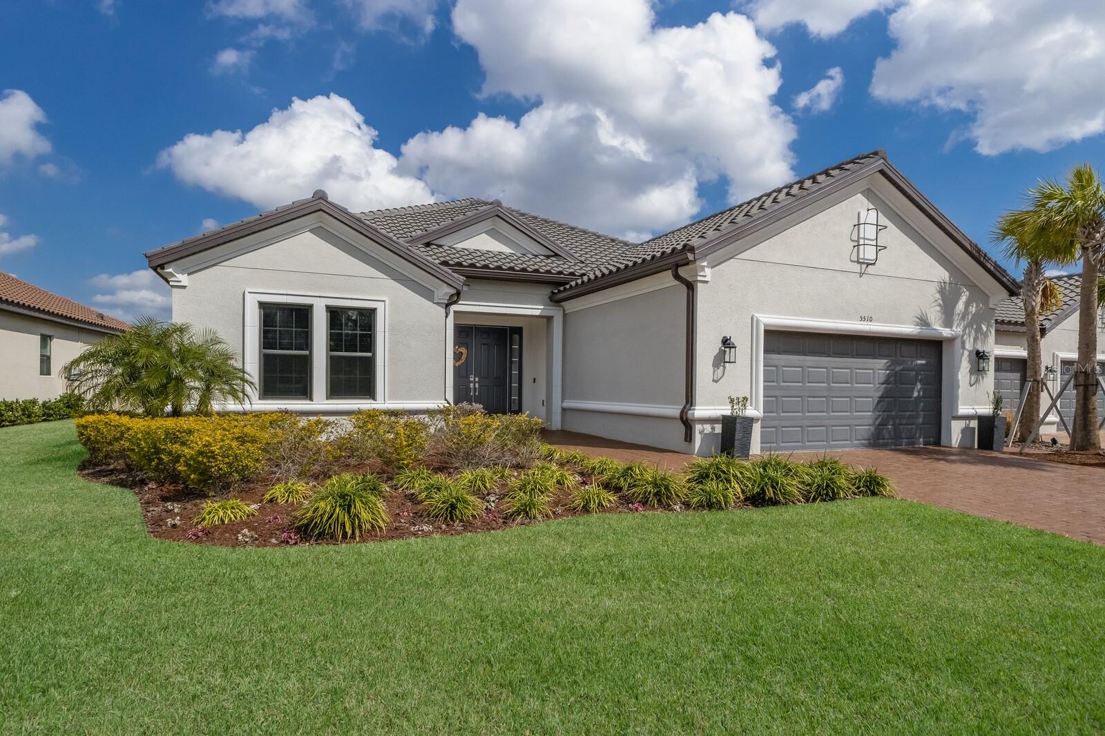 5510 PANELLA COURT