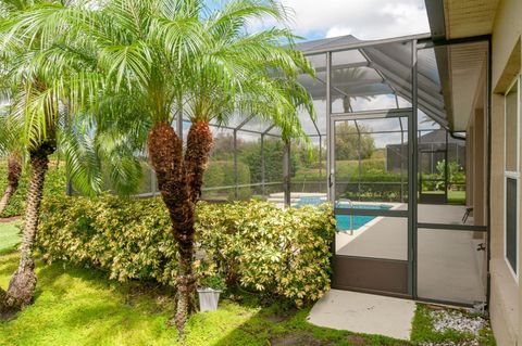 A home in LAKE WALES