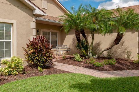 A home in LAKE WALES