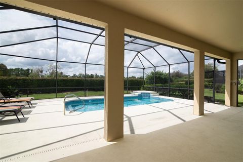 A home in LAKE WALES