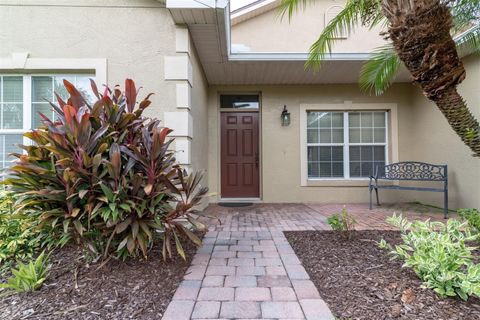 A home in LAKE WALES