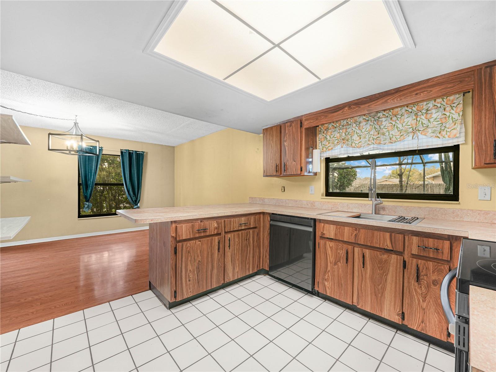 EASTGATE EXT - Residential