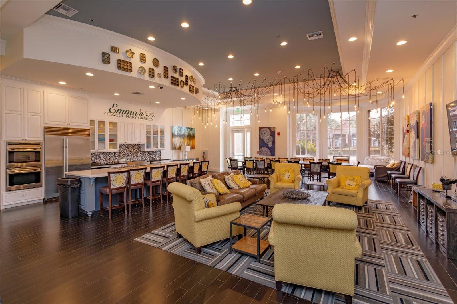 CASCADES/GROVELAND PH 2 - Residential