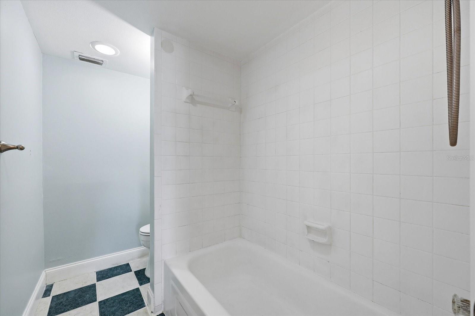 CORDOVA GREENS CONDO - Residential