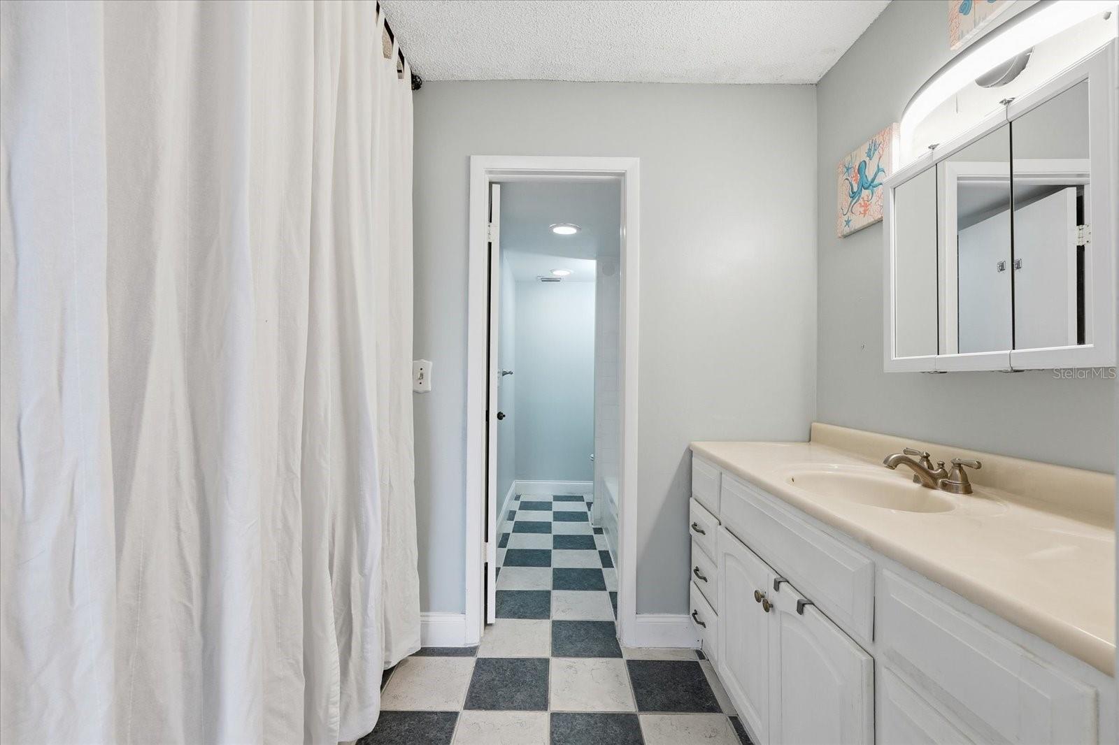 CORDOVA GREENS CONDO - Residential